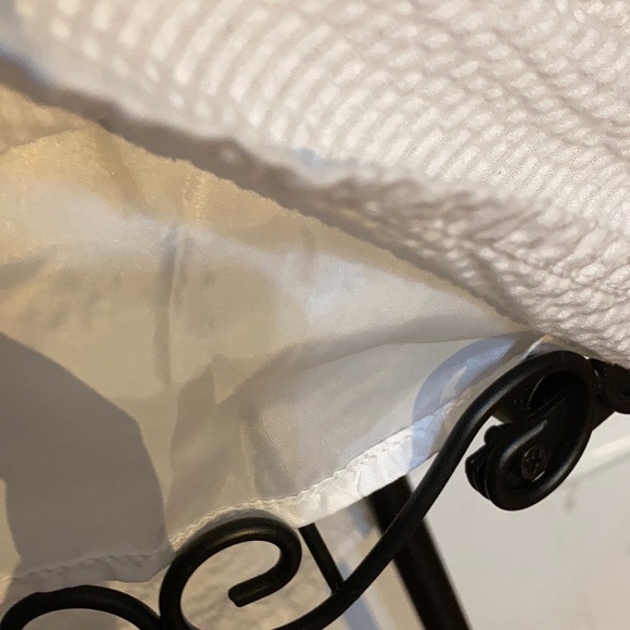 EUC Lauren James White Seersucker Dress Medium - Picture 3 of 5